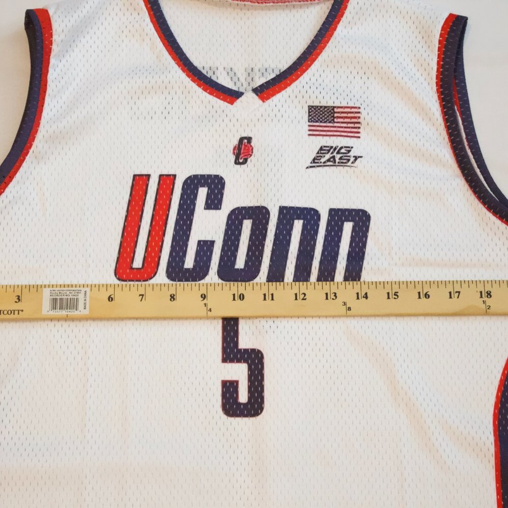 NEW Men's Throwback UConn Huskies Paige Bueckers #5 White Jersey Size Small - Picture 4 of 8